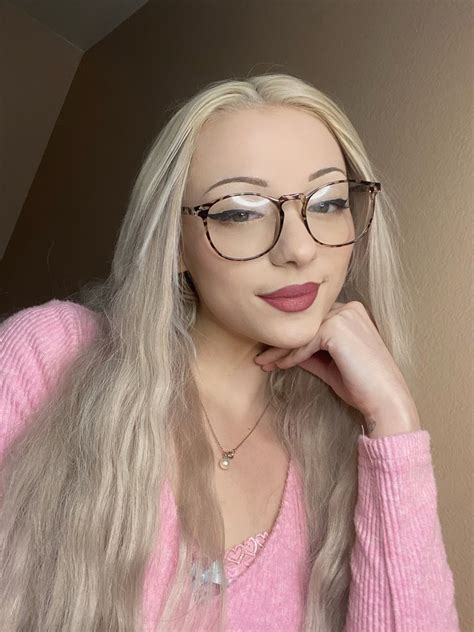 tiny and whiny porn|Cecelia Taylor – Tiny And Whiny Porn Videos .